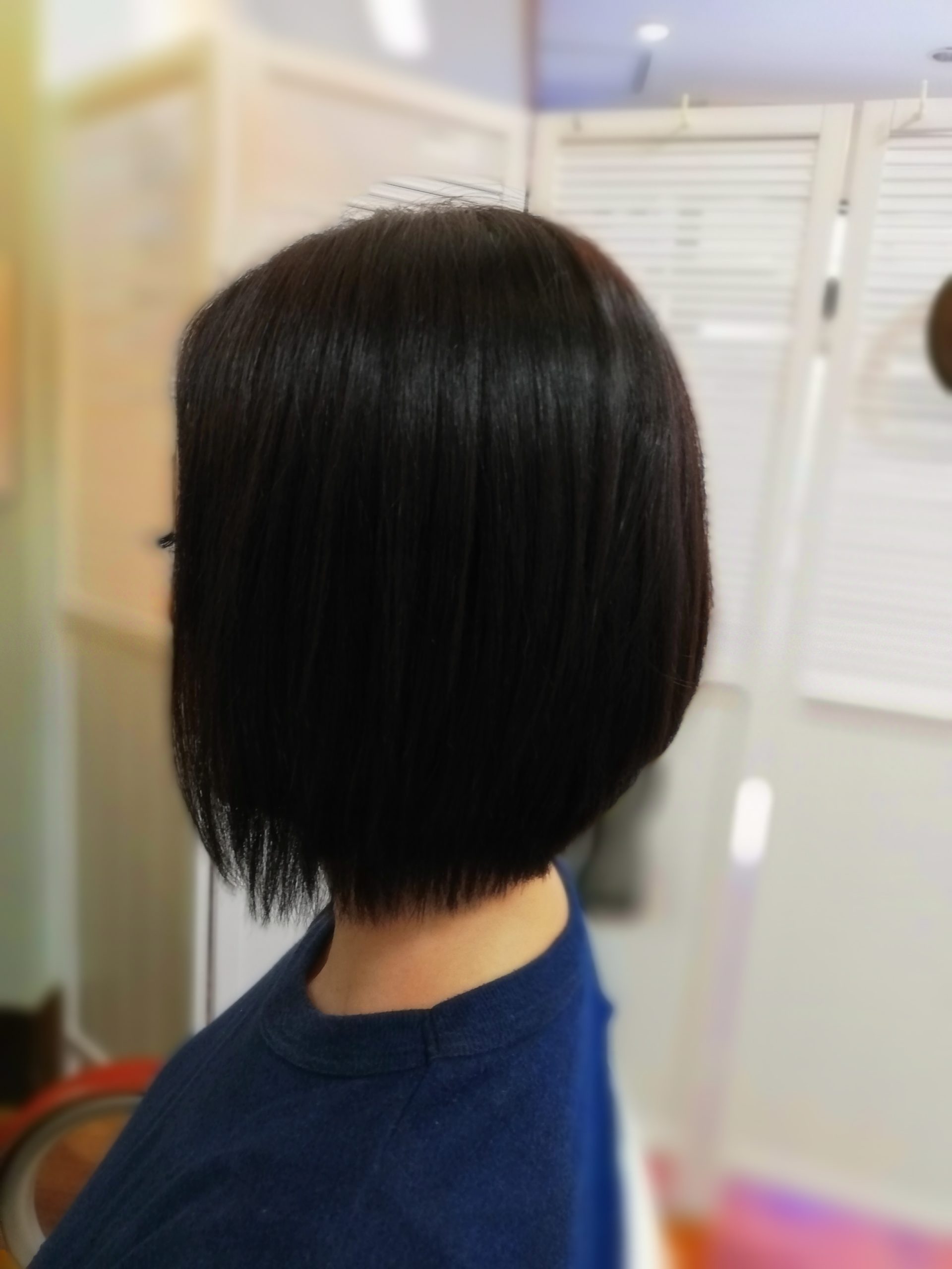 髪が多い ボブ 大失敗 正しいカットが必要 和泉市美容室 ヘアカット研究家美容師 斉木
